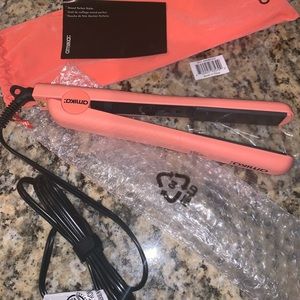 Amika 1.25” Strand Perfect Ceramic Styler - Ltd